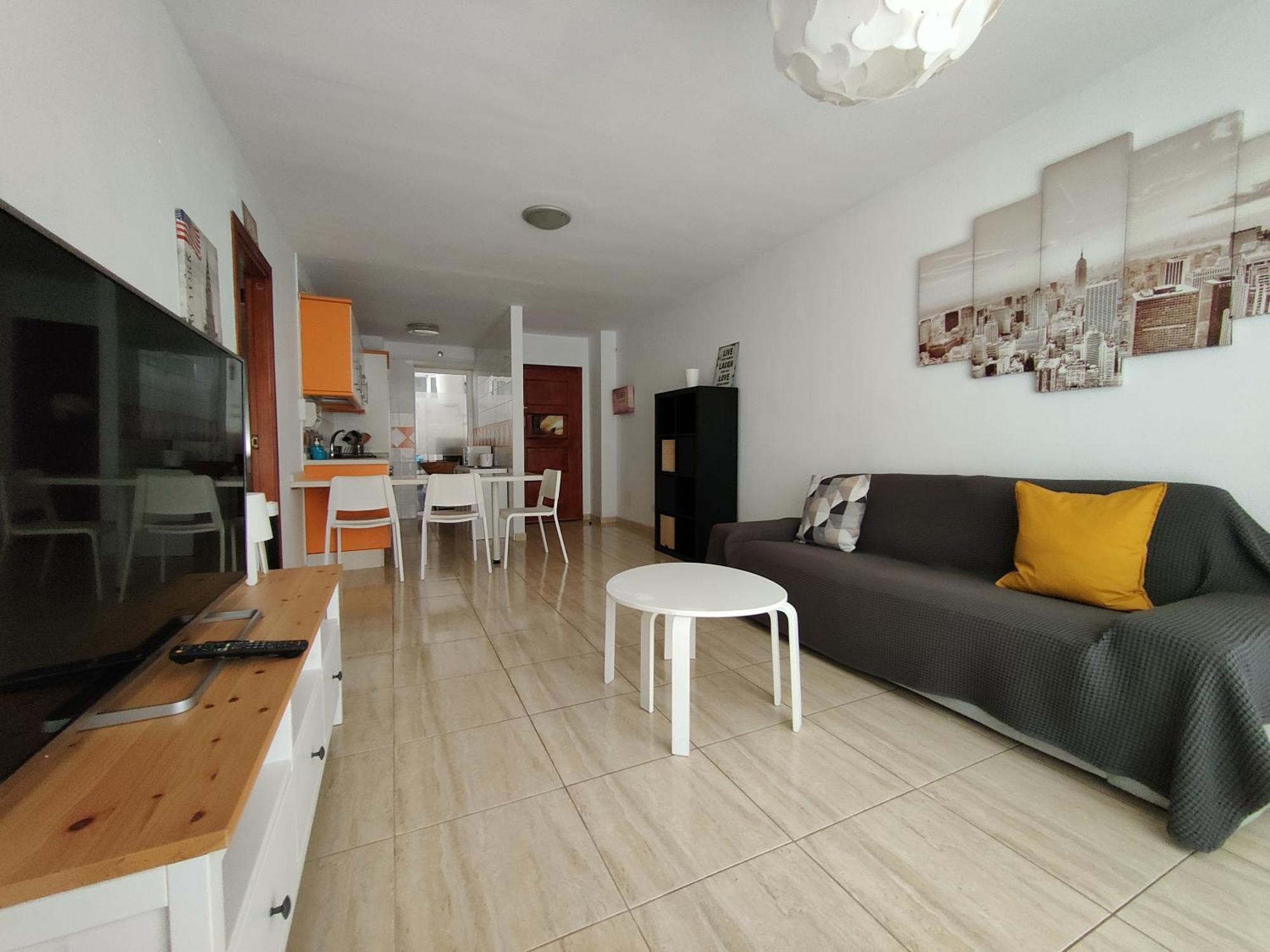 En Cristianos Apartment